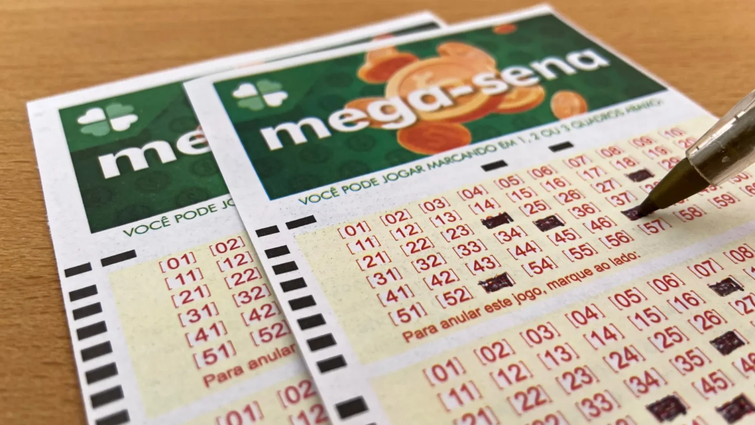 Mega-Sena acumula e concurso pode pagar R$ 10 milhões na quinta (23) Mega-Sena acumula e concurso pode pagar R$ 10 milhões na quinta (23)