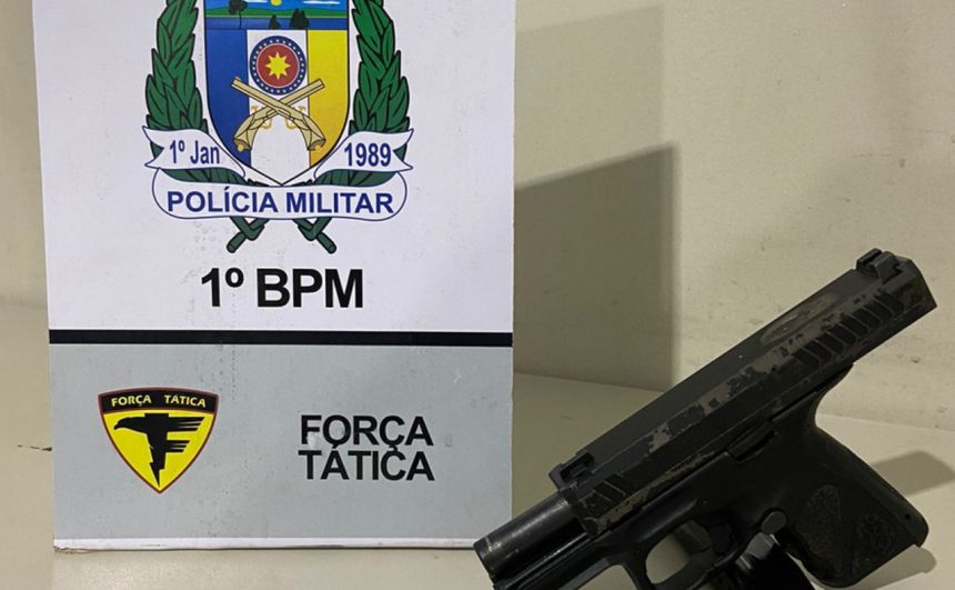 PM prende homem com arma de fogo suspeito de homicídio e ligação com facção criminosa em Palmas PM prende homem com arma de fogo suspeito de homicídio e ligação com facção criminosa em Palmas