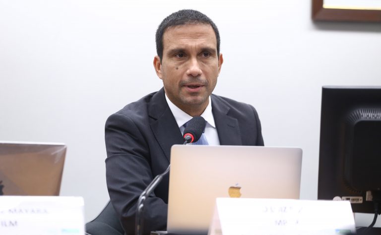 debate-na-camara-defende-concessao-de-hidrovias-na-regiao-norte,-mas-com-controle-social