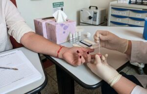 Dourados tem 2.132 casos ativos de HIV e alçança 95% de sucesso no controle viral dourados-tem-2.132-casos-ativos-de-hiv-e-alcanca-95%-de-sucesso-no-controle-viral