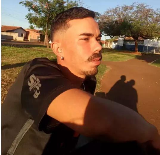 Rapaz se desentende com integrantes do PCC e é morto a tiros em Terenos rapaz-se-desentende-com-integrantes-do-pcc-e-e-morto-a-tiros-em-terenos