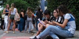 Instituto oferta videoaulas de português a alunos do ensino médio instituto-oferta-videoaulas-de-portugues-a-alunos-do-ensino-medio