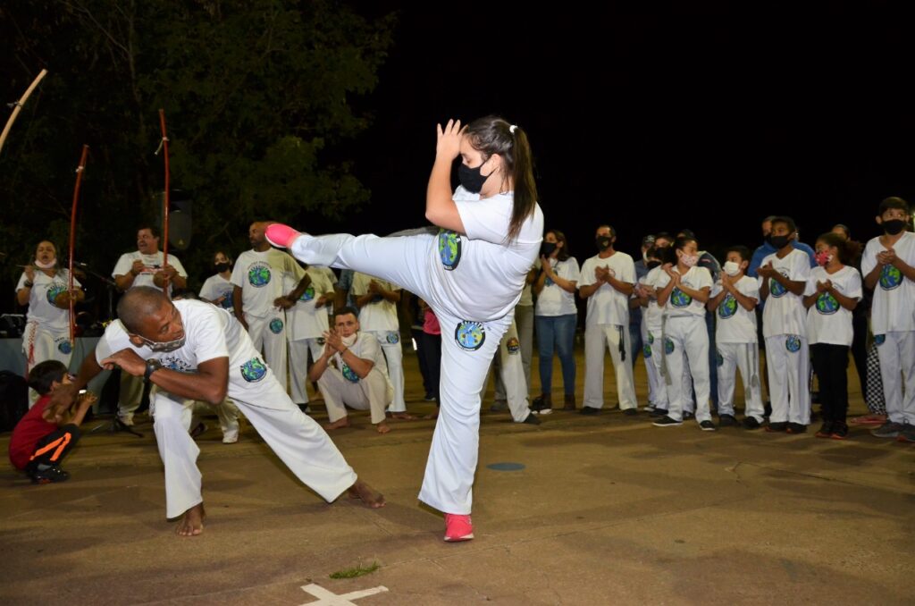 capital-tem-aulas-gratuitas-de-capoeira;-veja-como-participar!