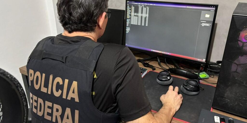 Polícia Federal faz operação contra fraudes na Caixa Econômica Federal policia-federal-faz-operacao-contra-fraudes-na-caixa-economica-federal