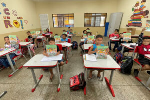 Mais de 2,8 mil alunos da REME recebem materiais do MS Alfabetiza em Corumbá mais-de-2,8-mil-alunos-da-reme-recebem-materiais-do-ms-alfabetiza-em-corumba
