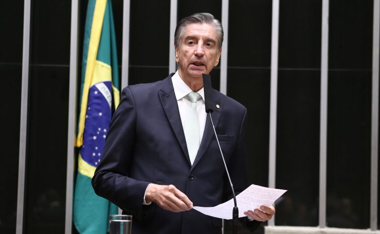 Câmara aprova projeto que cria 8 varas federais nos estados do Amazonas e do Mato Grosso do Sul camara-aprova-projeto-que-cria-8-varas-federais-nos-estados-do-amazonas-e-do-mato-grosso-do-sul