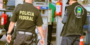 Operação da PF investiga alta de combustíveis em 11 estados e no DF operacao-da-pf-investiga-alta-de-combustiveis-em-11-estados-e-no-df