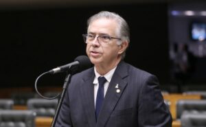 comissao-aprova-renovacao-simplificada-de-desconto-na-conta-de-luz-para-agricultura-irrigada