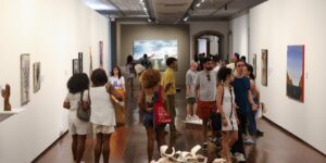 rio:-palacio-sede-do-imperio-recebe-exposicao-de-mais-de-100-artistas