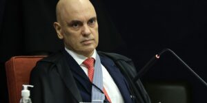 moraes-da-24h-para-defesa-de-bolsonaro-explicar-video-de-eduardo