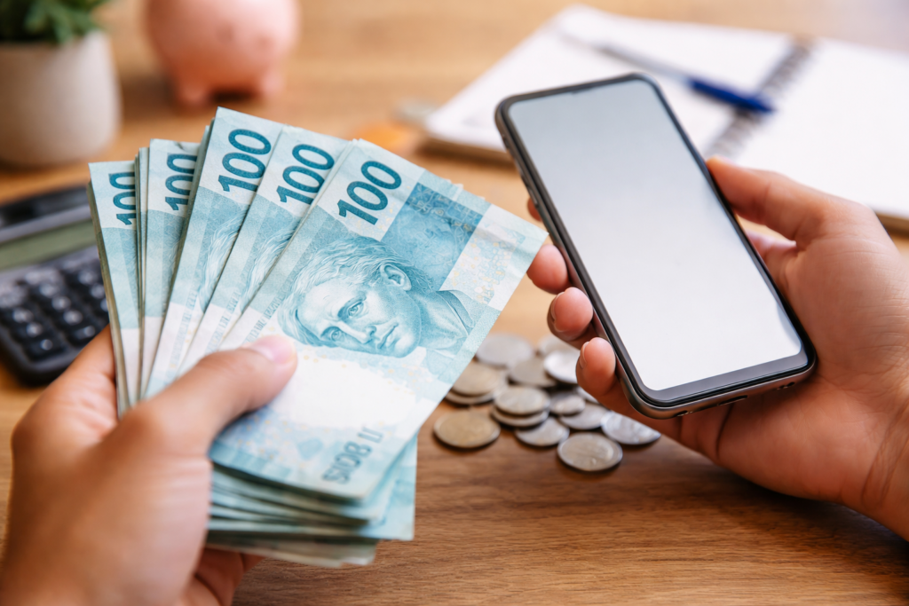 Amiga de infância aplica golpe do “moai” e desaparece com dinheiro de grupo em MS