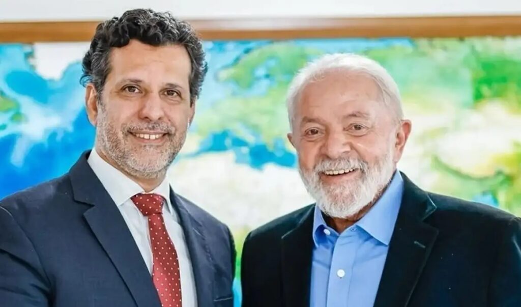 Leonardo Barchini será o novo ministro da Educação, anuncia Lula Leonardo Barchini será o novo ministro da Educação, anuncia Lula