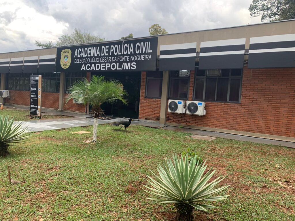 Alunas denunciam delegado da PCMS por assédio sexual durante aulas na Acadepol
