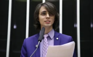 Projeto estabelece prioridade absoluta para saúde de crianças indígenas no SUS