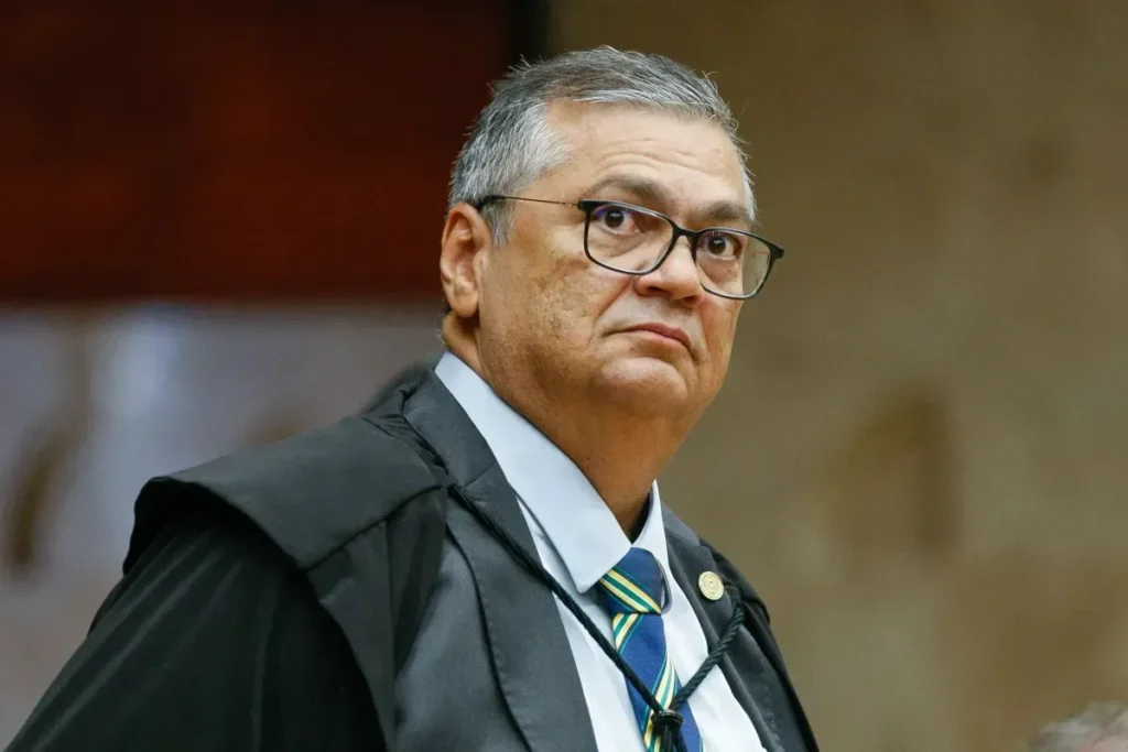 Dino derruba aposentadoria compulsória como punição máxima para juízes