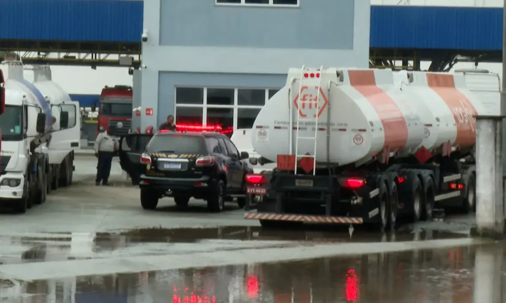 Blitz nos Postos: 11 mil estabelecimentos são fiscalizados para frear abusos nos preços