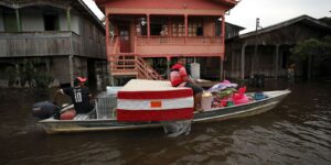 Cheia atinge doze municípios do Amazonas cheia-atinge-doze-municipios-do-amazonas