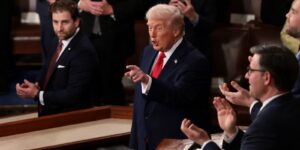 trump-anuncia-operacao-contra-corrupcao-em-estados-democratas