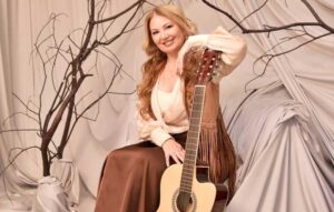 apos-18-anos,-bela-rabelo-volta-a-cantar-em-campo-grande-com-show-especial