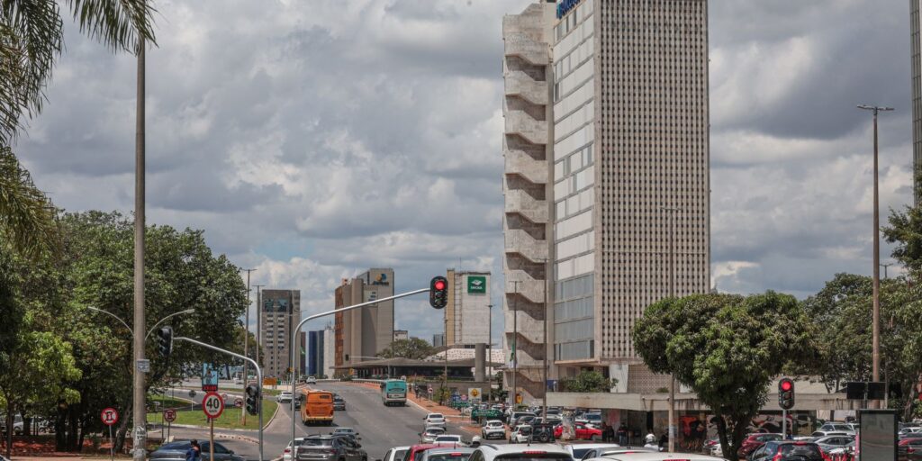 mpdft-contesta lei que-utiliza-imoveis-publicos-para-salvar-o brb