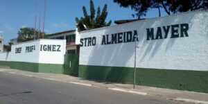 Professora sofre ferimentos durante ataque a uma escola em Suzano professora-sofre-ferimentos-durante-ataque-a-uma-escola-em-suzano