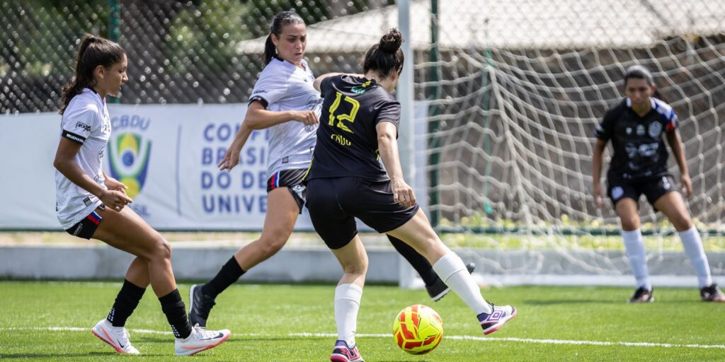 JUBs Futebol contam com campo exclusivo para o futebol feminino jubs-futebol-contam-com-campo-exclusivo-para-o-futebol-feminino