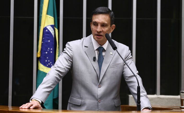 Comissão aprova projeto que prevê engajamento de alunos no cuidado com o espaço escolar comissao-aprova-projeto-que-preve-engajamento-de-alunos-no-cuidado-com-o-espaco-escolar