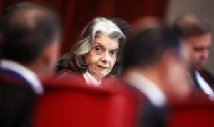 carmen-lucia-antecipa-eleicao-para-sucessao-no-tse