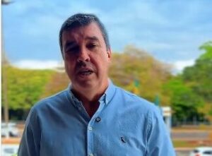 riedel-lidera-disputa-ao-governo-de-ms-com-43%,-aponta-pesquisa