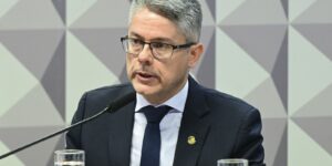 Relator da CPI do Crime pede intervenção federal no Rio de Janeiro relator-da-cpi-do-crime-pede-intervencao-federal-no-rio-de-janeiro