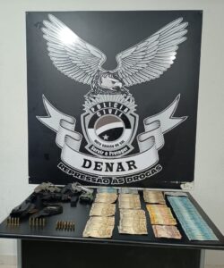 policiais-militar-e-penal-e-mais-duas-pessoas-sao-presas-pelo-furto-de-drogas-na-capital