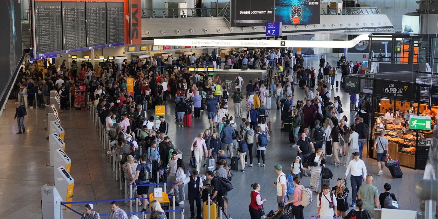 Greve na companhia aérea Lufthansa já provoca impactos internacionais greve-na-companhia-aerea-lufthansa-ja-provoca-impactos-internacionais