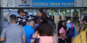 Mega-Sena acumula novamente e prêmio principal vai para R$ 52 milhões mega-sena-acumula-novamente-e-premio-principal-vai-para-r$-52-milhoes