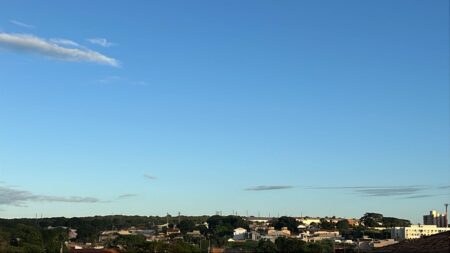 quarta-feira-tera-sol,-calor-e-possibilidade-de-temporais-no-estado