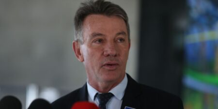 novo-pedido-de-vista-volta-a-adiar-julgamento-de-ex-governador-de-rr