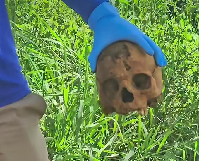 Crânio humano é achado em terreno baldio no bairro Mata do Jacinto cranio-humano-e-achado-em-terreno-baldio-no-bairro-mata-do-jacinto