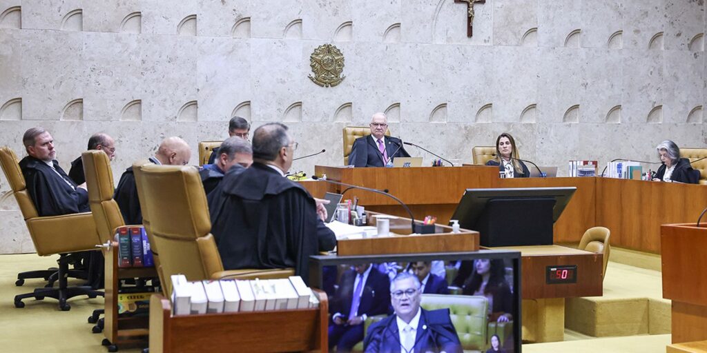 stf-suspende-julgamento-sobre-aplicacao-de-sumula-que-proibe-nepotismo