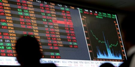 Bolsa interrompe sequência de 11 altas e cai 0,46% bolsa-interrompe-sequencia-de-11-altas-e-cai-0,46%