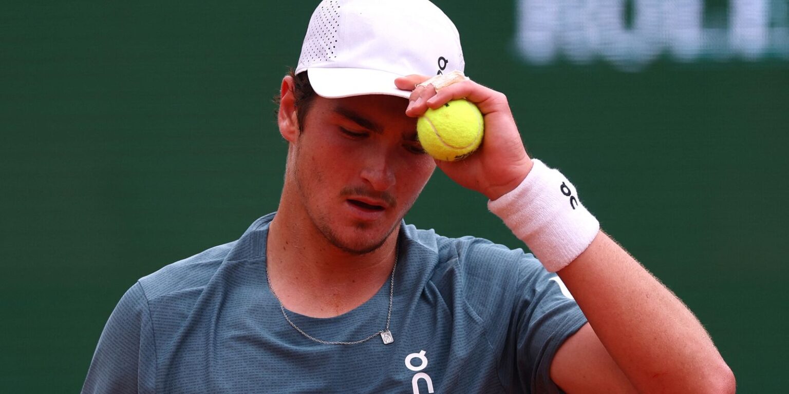 joao-fonseca-cai-nas-quartas-de-munique-apos-reves-para-6o-do-mundo