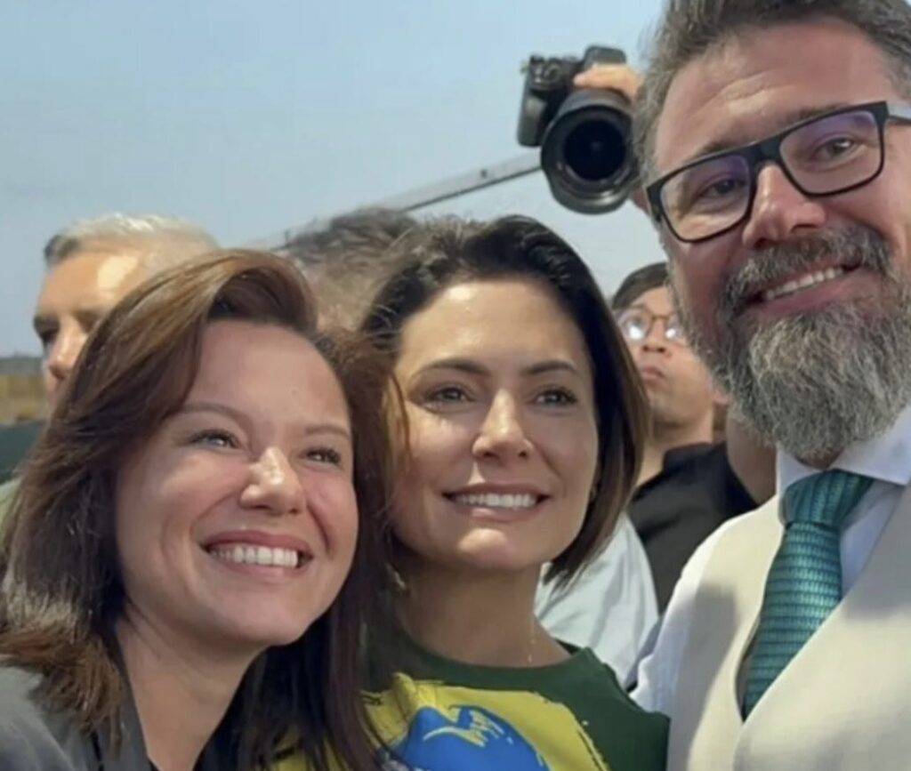 barrado-no-senado,-pollon-tera-que-enfrentar-preferencia-de-michele-bolsonaro-pela-esposa