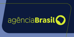 SP: ato critica uso de escola pública em filme contra Paulo Freire sp:-ato-critica-uso-de-escola-publica-em-filme-contra-paulo-freire