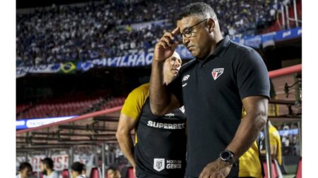 roger-aponta-falhas-na-defesa-e-ataque-do-sao-paulo-apos-derrota-para-o-vasco-em-sao-januario