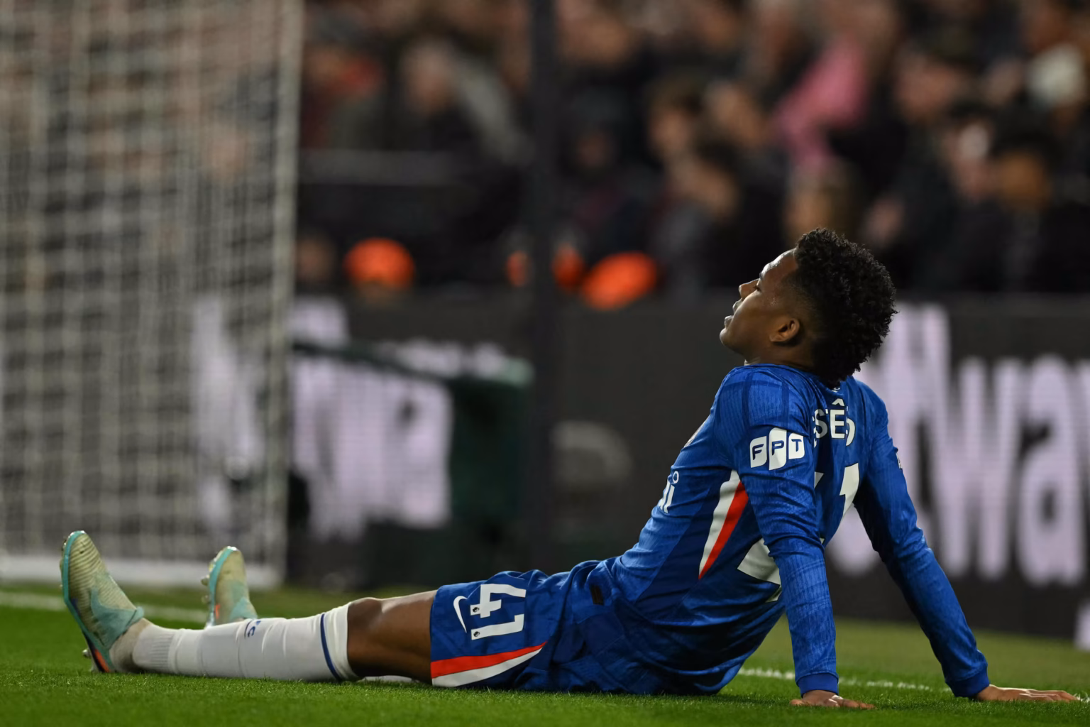 estevao-sofre-lesao-leve-e-deve-voltar-antes-da-convocacao-para-a-copa