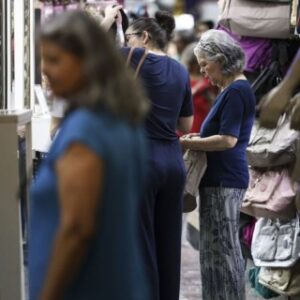economia-prateada-abre-mercado-bilionario-e-muda-negocios-para-atender-idosos-no-brasil