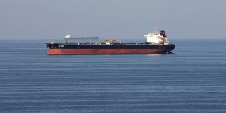 giro-internacional:-ira-fecha-mais-uma-vez-o-estreito-de-ormuz