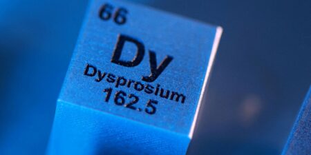 empresa-dos-eua-compra-mineradora-brasileira-de-terras-raras