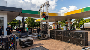 montagem-em-posto-na-duque-de-caxias-levanta-expectativa-para-show-em-campo-grande