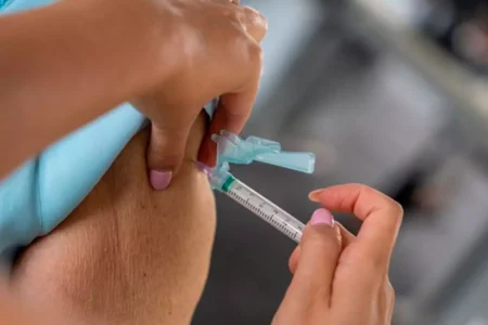 com-8-mortes,-dourados-inicia-na-proxima-segunda-vacinacao-contra-a-chikungunya