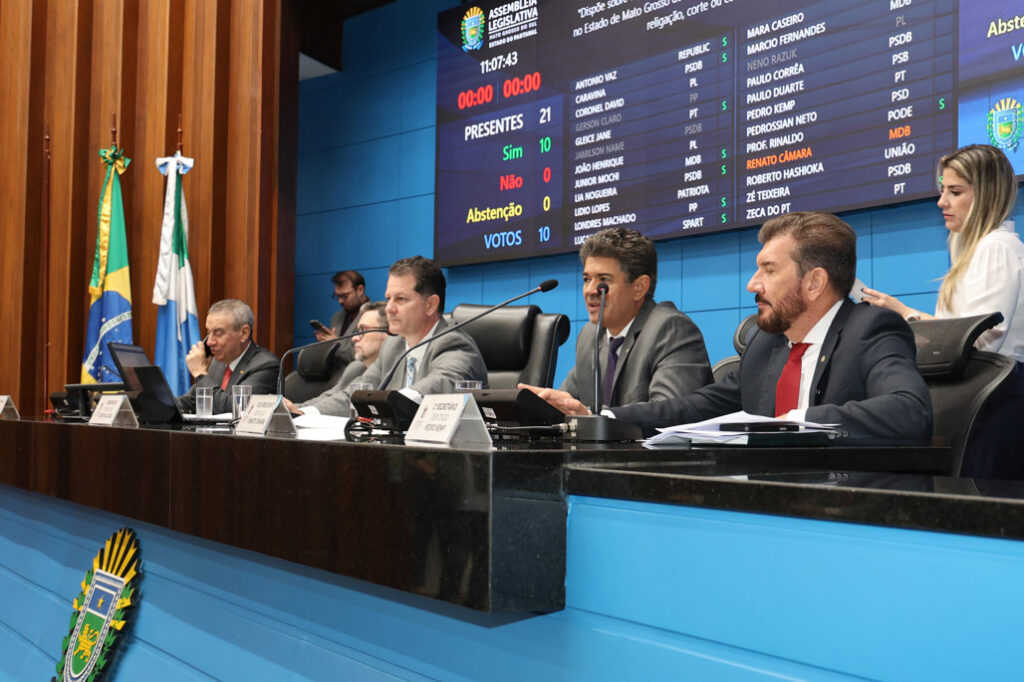 ordem-do-dia:-garantia-de-sigilo-e-seguranca-ao-servidor-que-for-vitima-de-crime-e-aprovada-em-1a