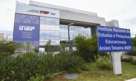 prazo-para-pedir-isencao-da-taxa-do-enem-2026-e-prorrogado